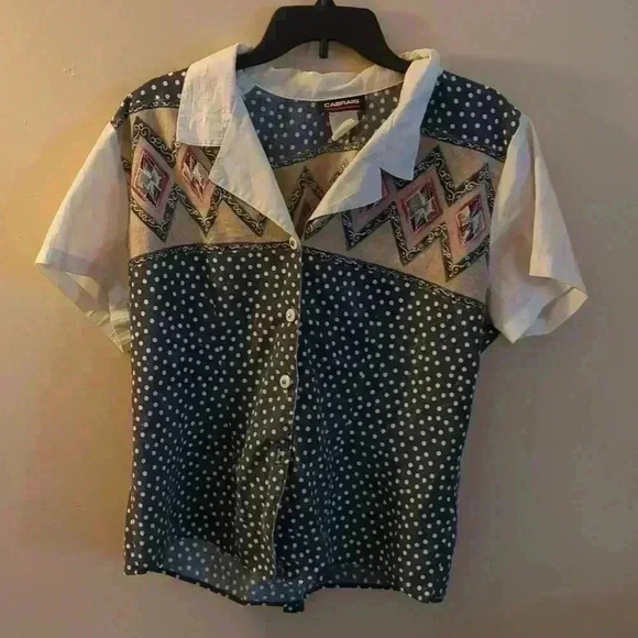 Cabrais, Small (estimated), button up - Picture 2 of 5
